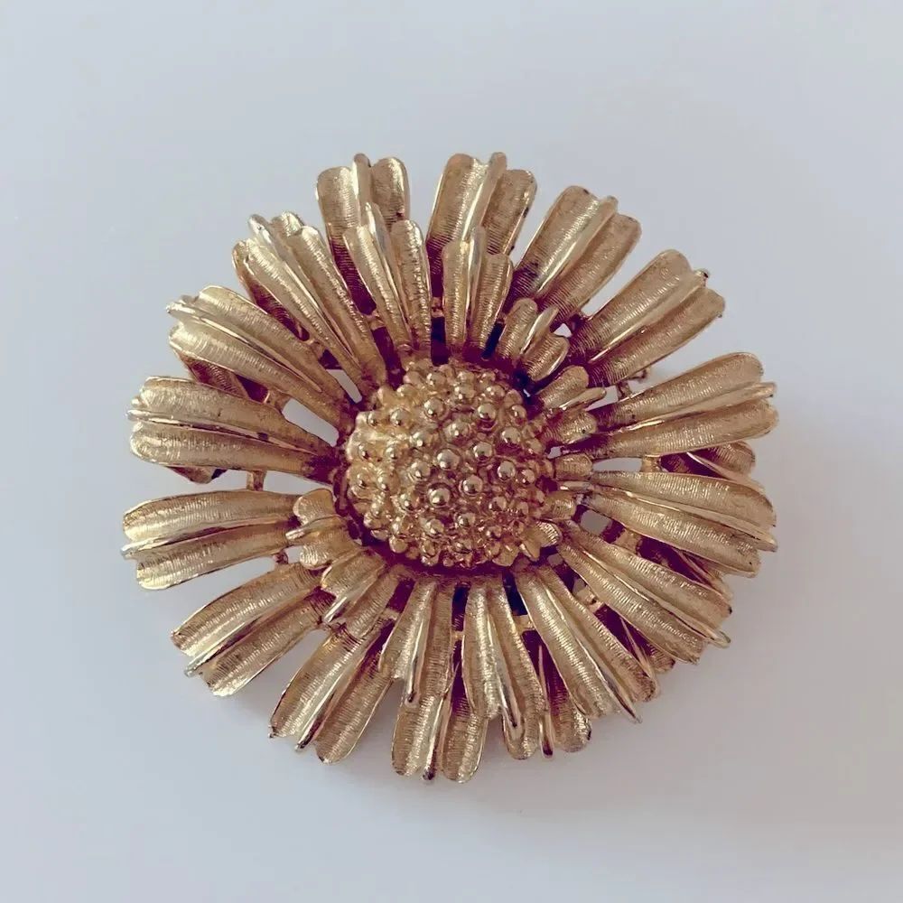 Coro Gold Flower Brooch